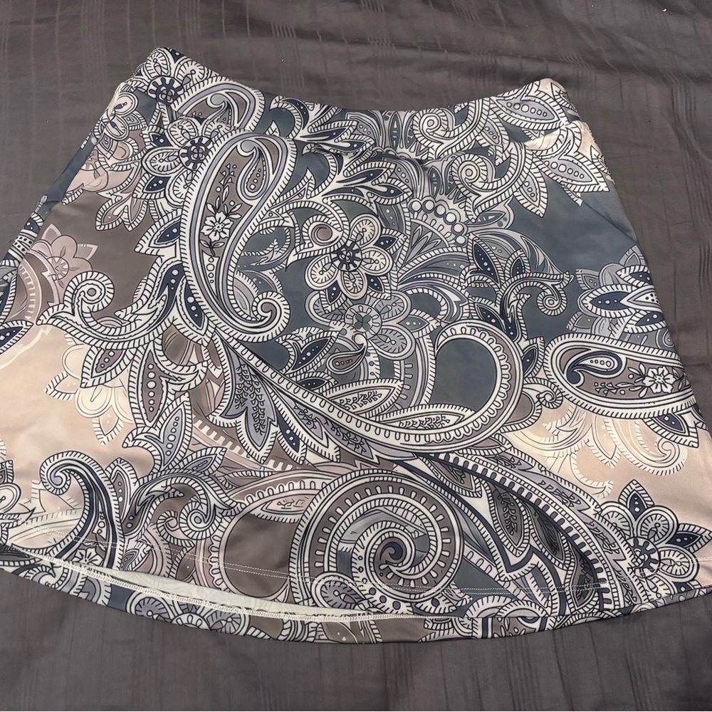 Cupshe A-Line Skirt with Paisley Pattern in Gray and Cream